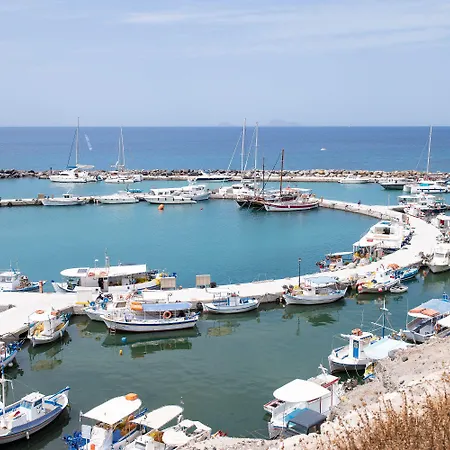 Mandilaria Perivolos (Santorini)