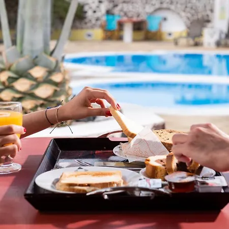 Mandilaria Гостевой дом 4*