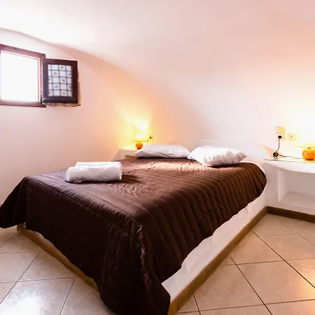 Гостевой дом Mandilaria 4*