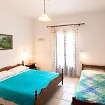 Mandilaria Guest house 4*
