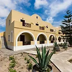 Mandilaria 4*
