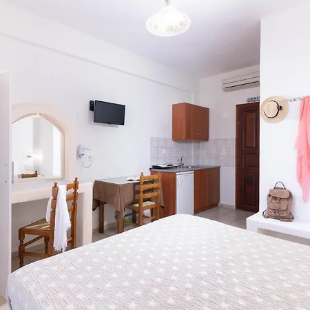 Mandilaria 4*