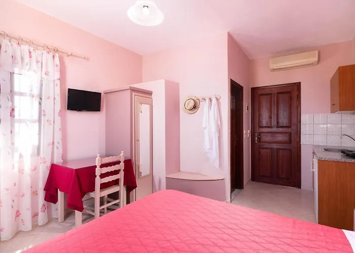 Mandilaria 4* Perivolos (Santorini)