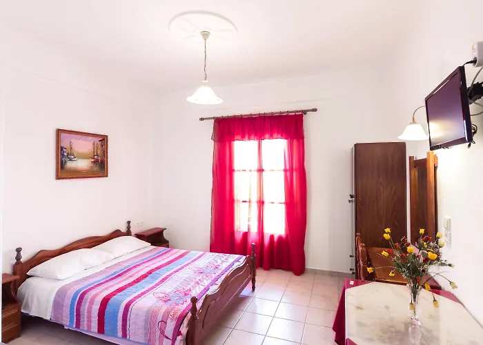 Gasthuis Mandilaria Perivolos (Santorini)