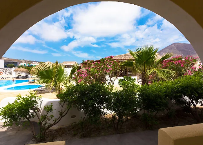 Mandilaria Perivolos (Santorini)