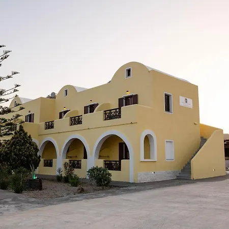Mandilaria Pensionat Perivolos (Santorini)