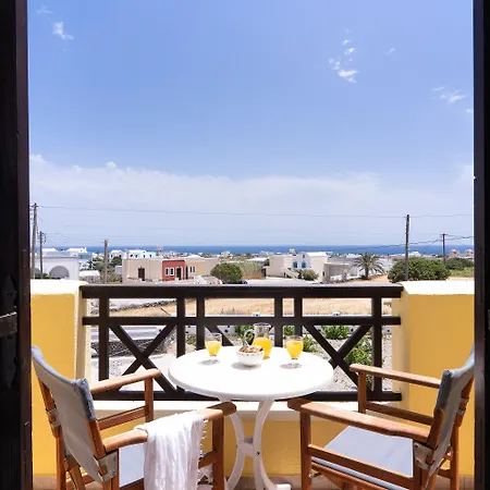 Mandilaria Perivolos (Santorini)